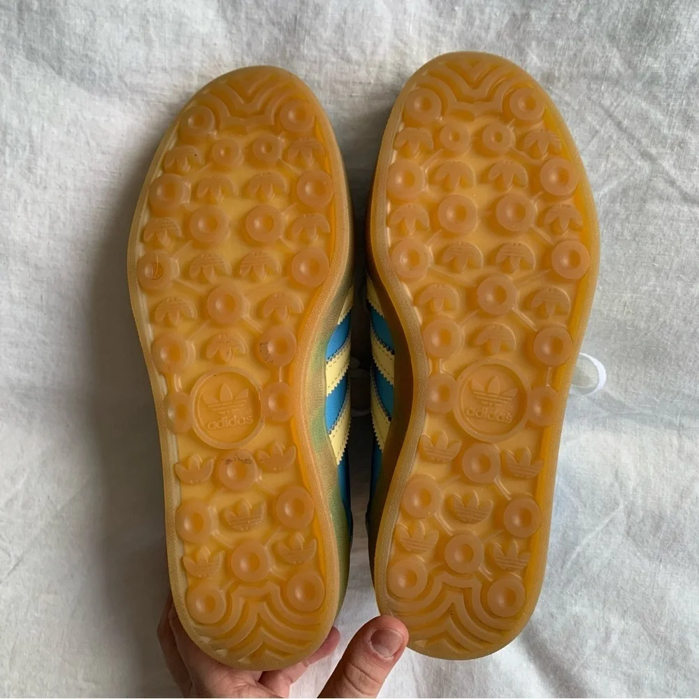 Adidas Originals Gazelle Indoors Leather Suede Sneakers Blue Yellow